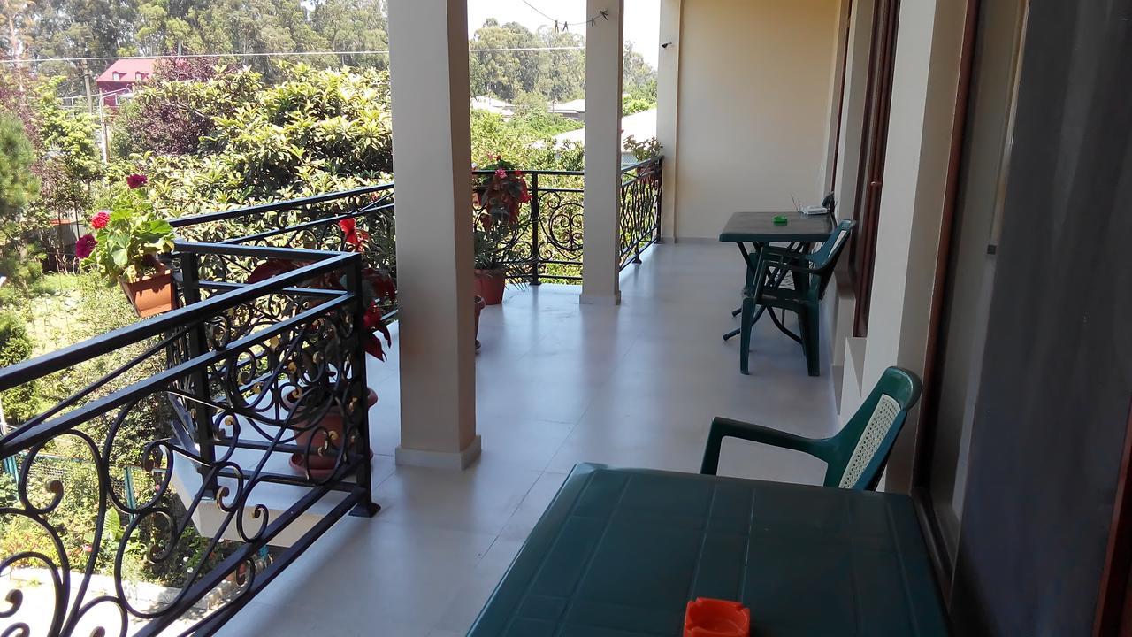 Guest House Vitali Gonio Εξωτερικό φωτογραφία