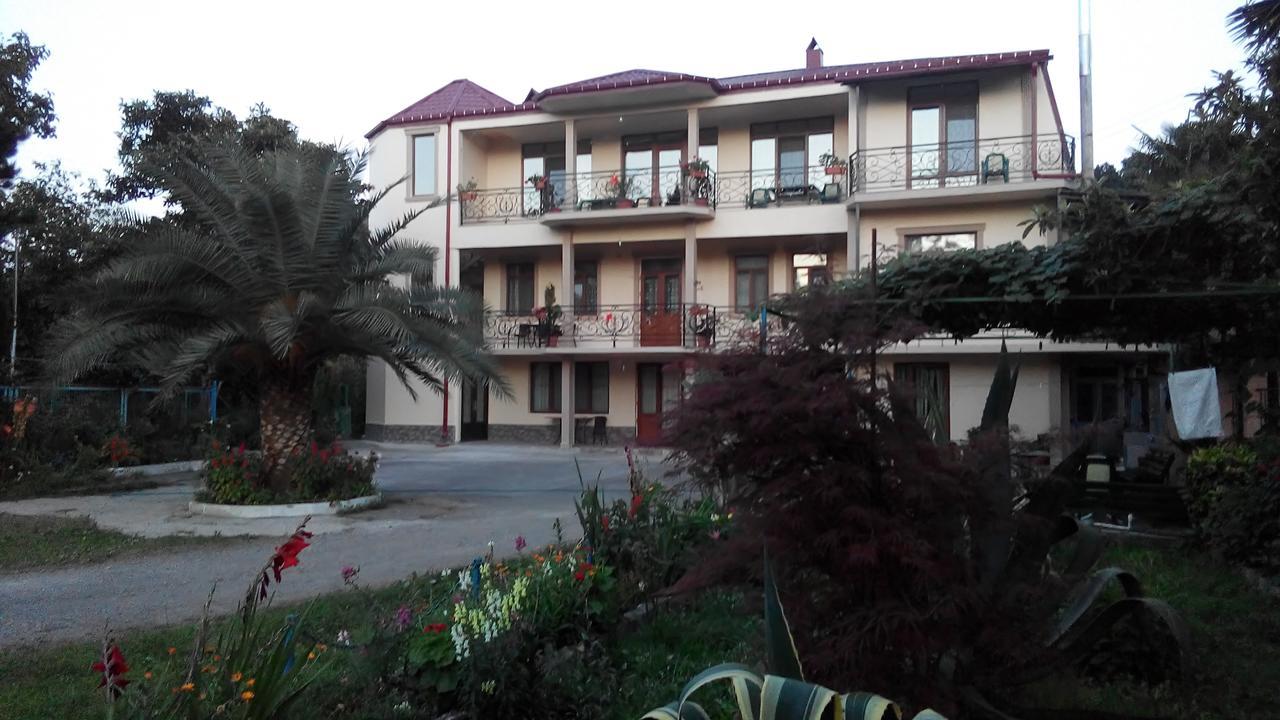 Guest House Vitali Gonio Εξωτερικό φωτογραφία